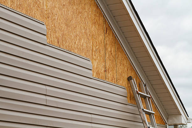 Professional Fiber Cement Siding technician working in Mount Gilead, NC